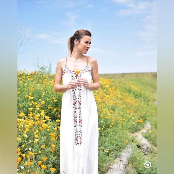 NWT Ethereal Maxi Dress, Renaissance Festival, White spring fairy gown goddess - Picture 9 of 9